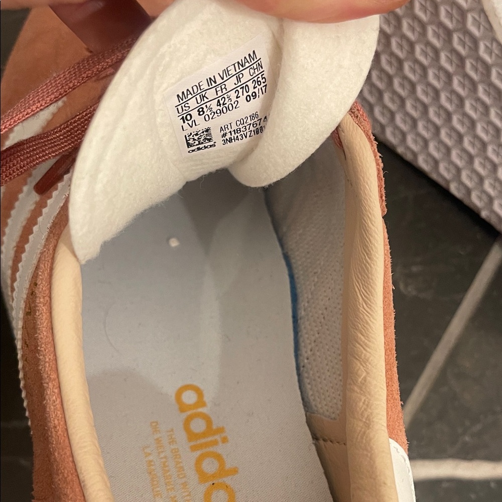 Adidas Gazelle Coral and White Sneakers - Picture 2 of 10